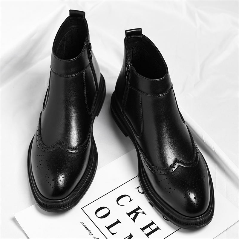 Men Formal Wear With Boots - 秋冬の厚底メンズビジネスハイカットブーツはシンプルで通気性があり、彫刻が施されており、快適で、男性のフォーマルウェアに適しています。